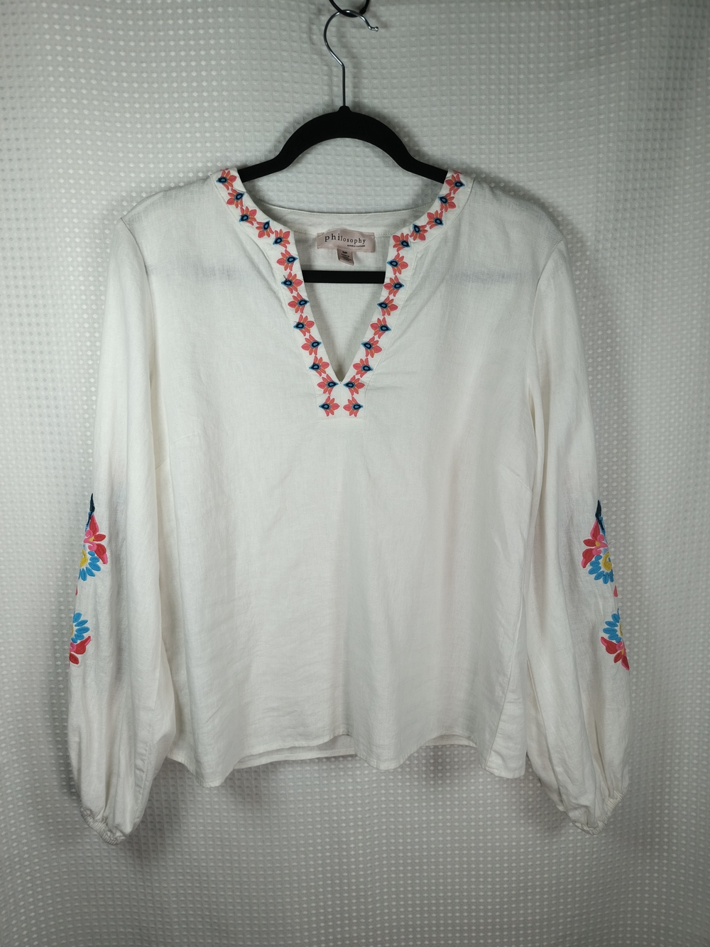 Philosophy White Embroidered Floral V-Neck Tunic Peasant Top Size Small